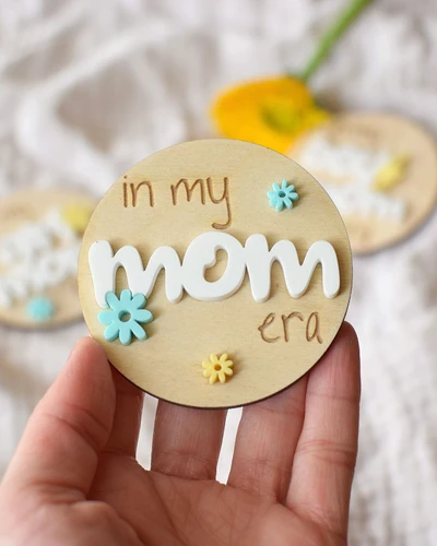 Mom Era