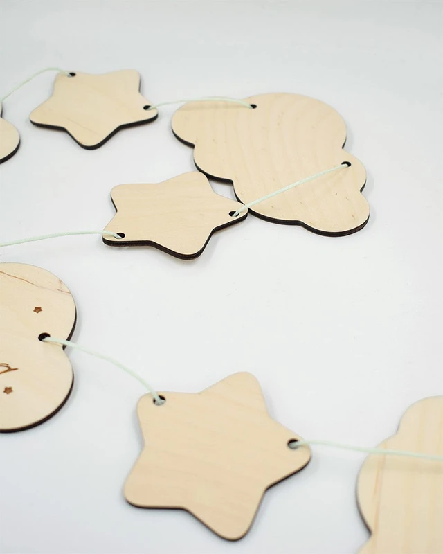 Γιρλάντα - Σύννεφα και Αστέρια