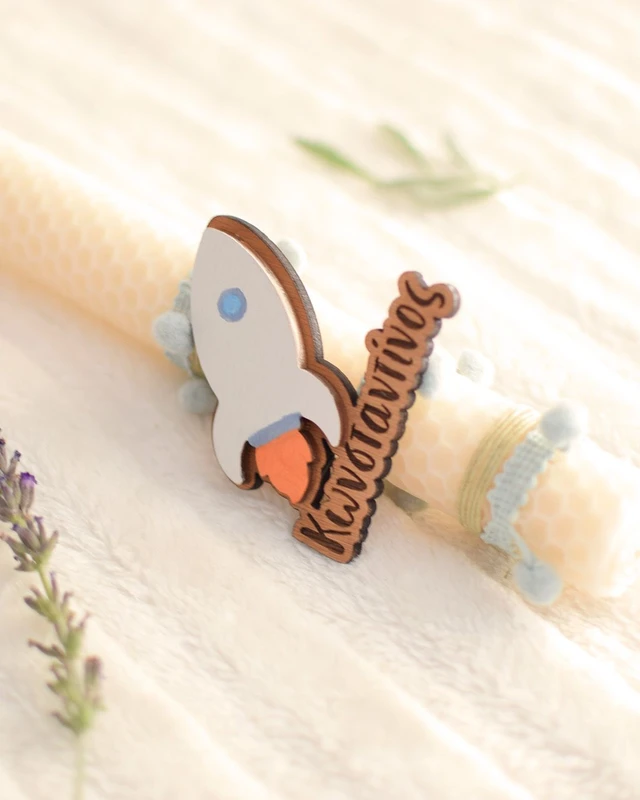 Προσωποποιημένη Λαμπάδα - Διαστημόπλοιο