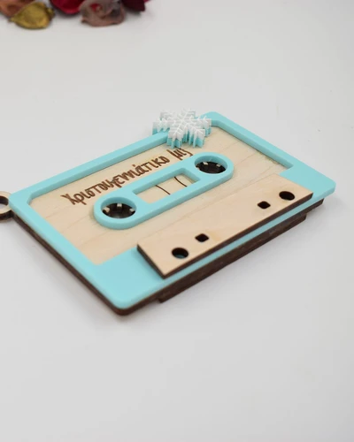 Ξύλινο Στολίδι – Retro Kασέτα