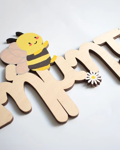 Ξύλινο Όνομα - Γλυκιά Μελισσούλα