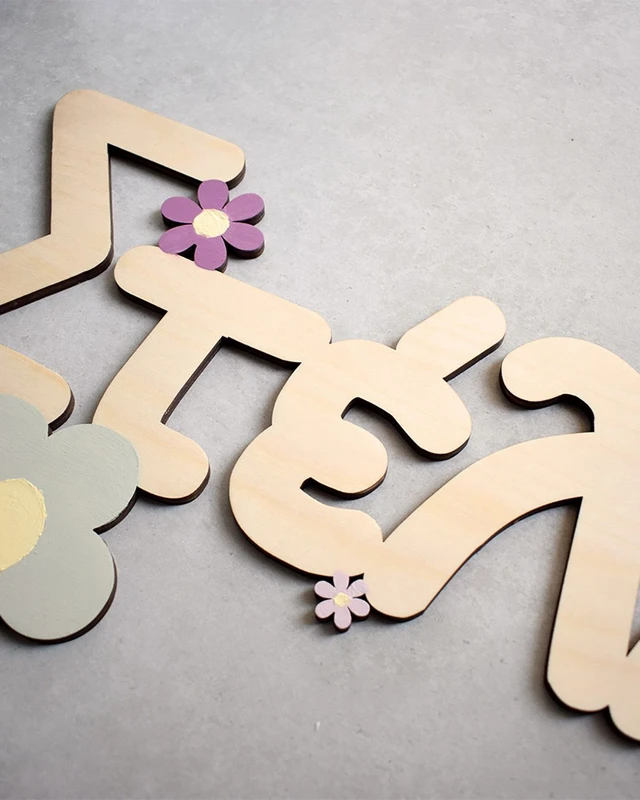 Ξύλινο Όνομα - Λουλούδια